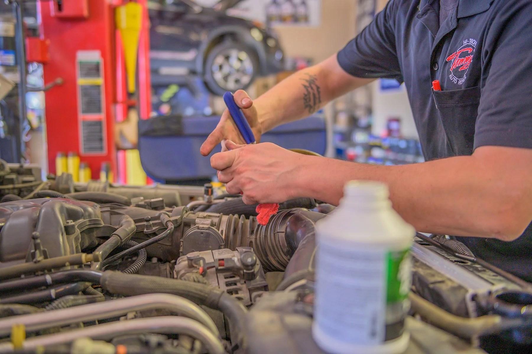 Northglenn: Certified auto repair, vehicle diagnostics, oil change and tune-up services.