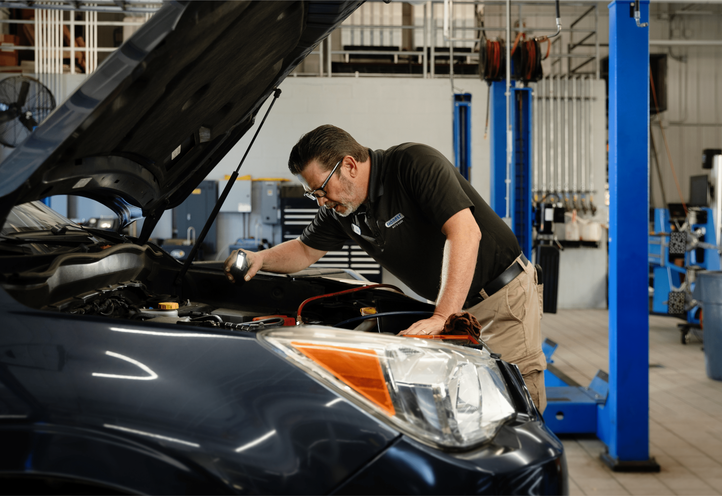 Certified auto repair: oil change and tune-up, engine maintenance, vehicle diagnostics.